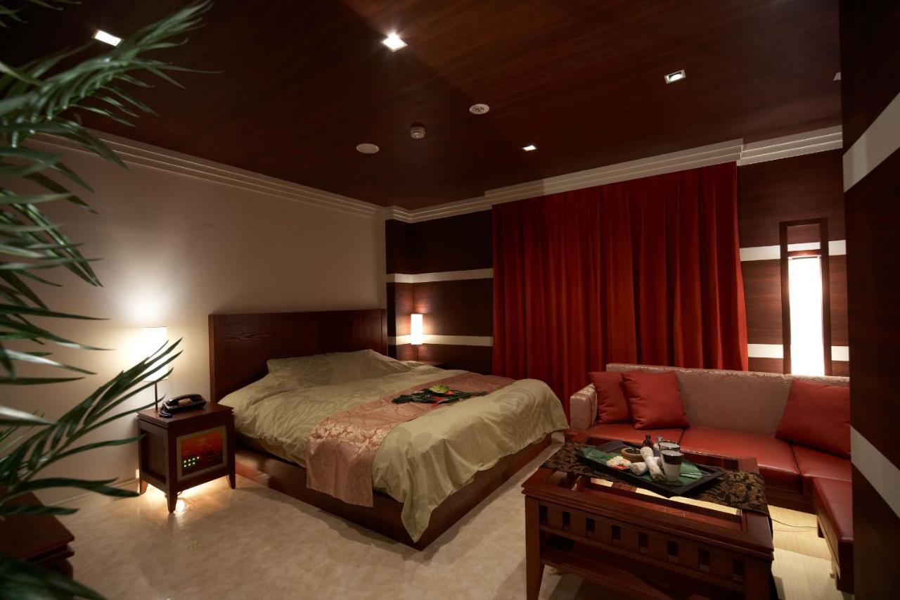 Le Ciel Spa & Resort (Adults Only) Tsurugashima Esterno foto