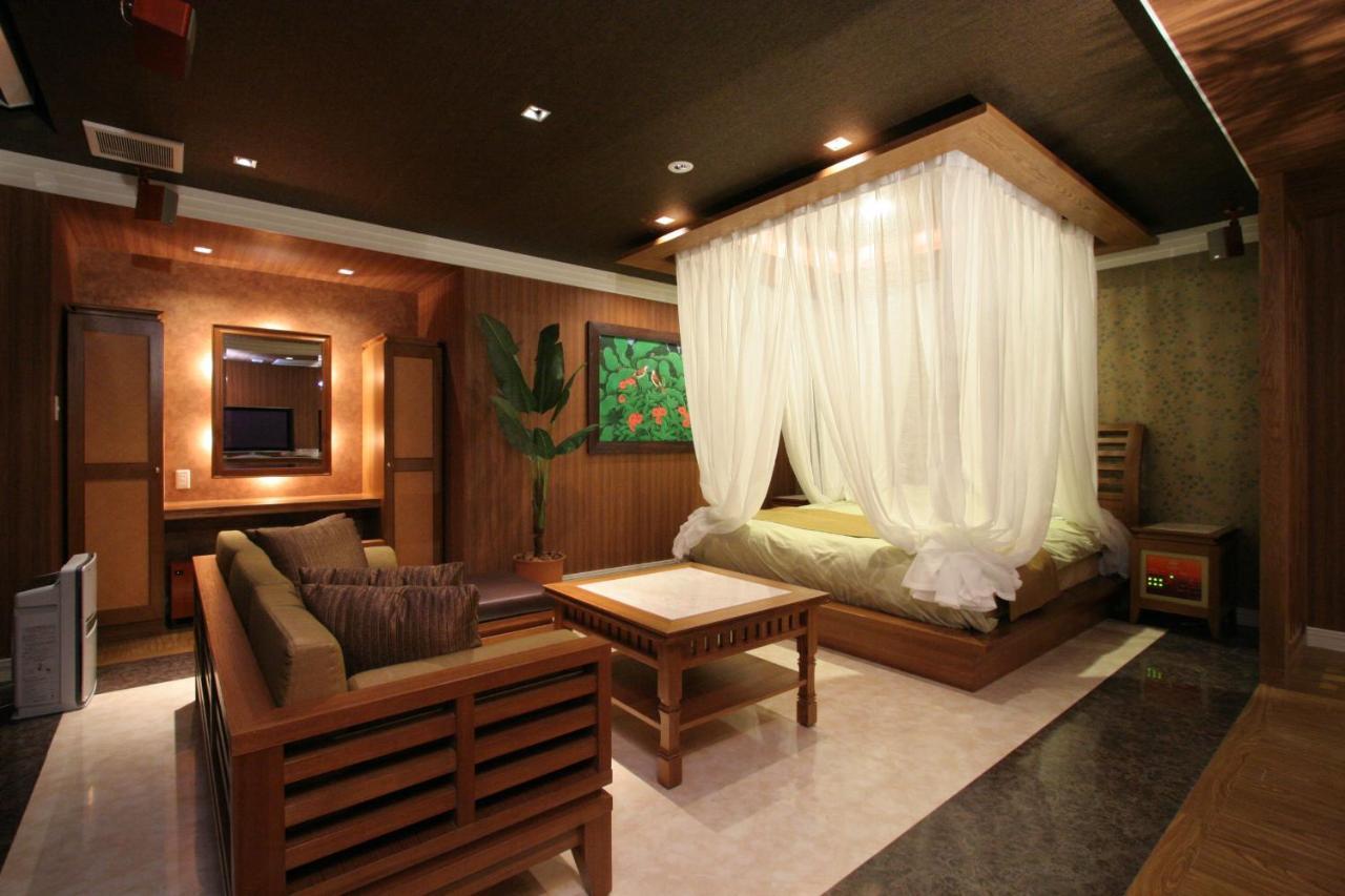 Le Ciel Spa & Resort (Adults Only) Tsurugashima Esterno foto